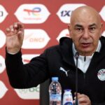 زلزال في تل أبيب.. غضب إسرائيلي عارم بعد إهداء حسام حسن تأهل مصر التاريخي للشعب الفلسطيني!
