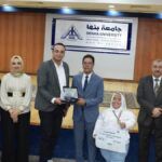 ذهب يليق بالأبطال … طالبة بجامعة دمياط تحصد المركز الأول في رفع الأثقال علي مستوي الجامعات المصرية